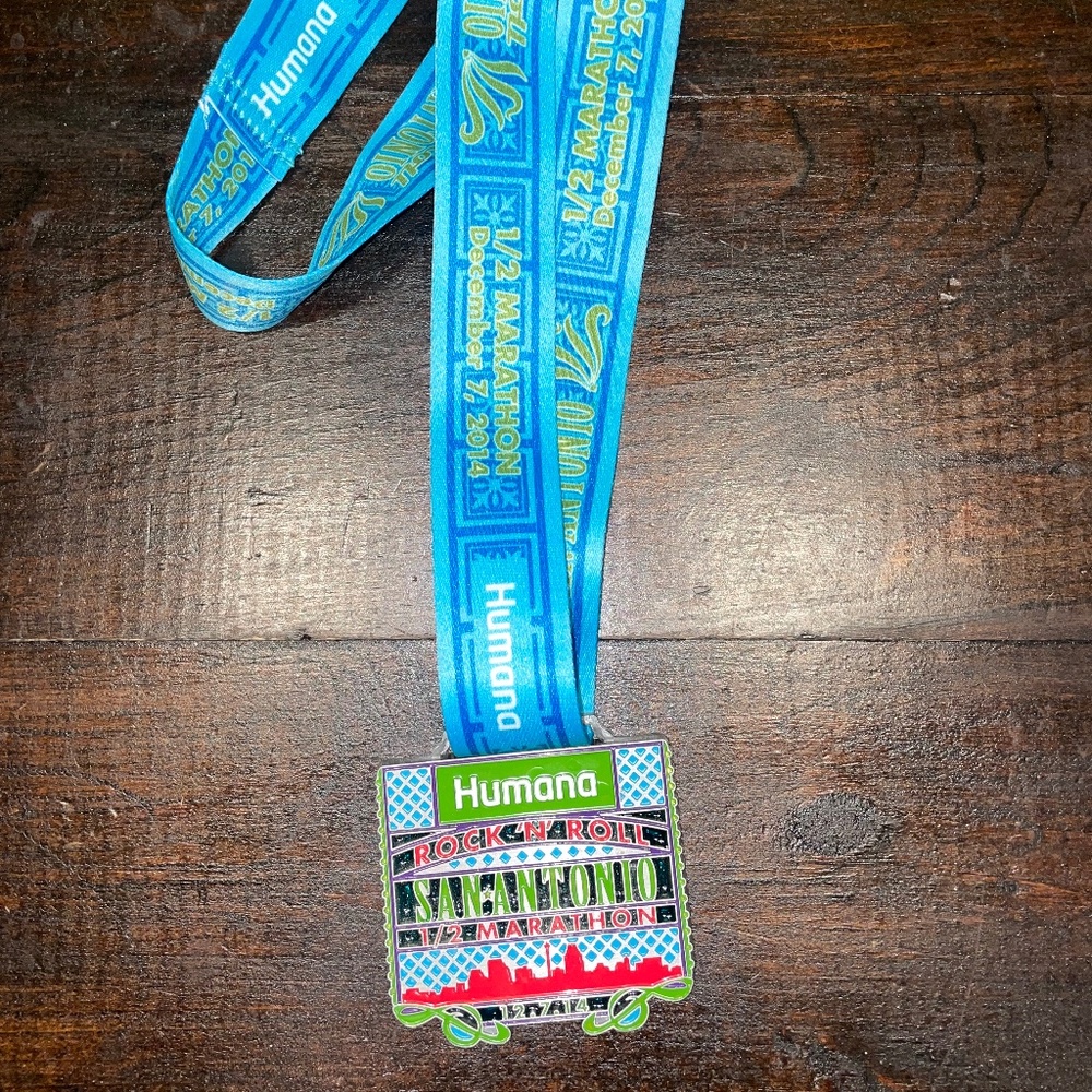 Humana Rock 'N'‎ Roll San Antonio 1/2 Marathon Medal 12/07/2014